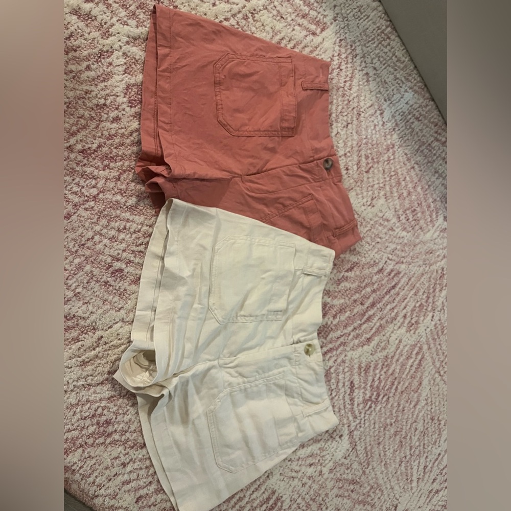 Maeve Women's Cargo Shorts - White and Pink